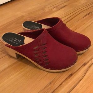 Sandgrens Swedish Clogs
